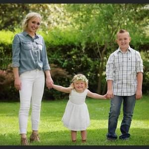 Meet your Posher, Chloe